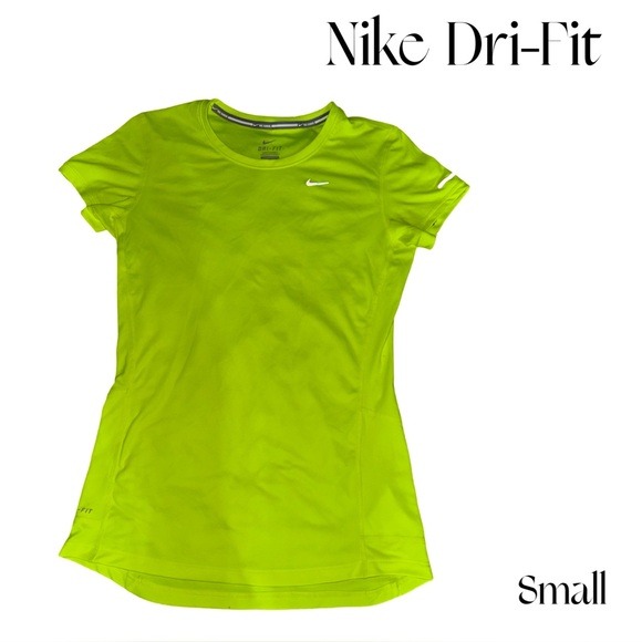 Nike Tops - Nike Lime Green Dri-FIT T-Shirt Woman’s SMALL EUC LIKE NEW!